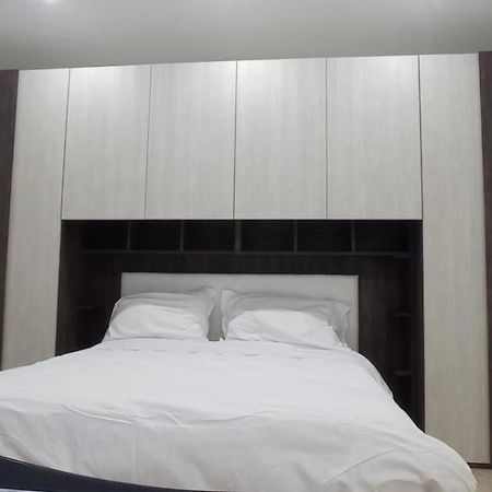 Sea Stone House Apartment Барі Екстер'єр фото