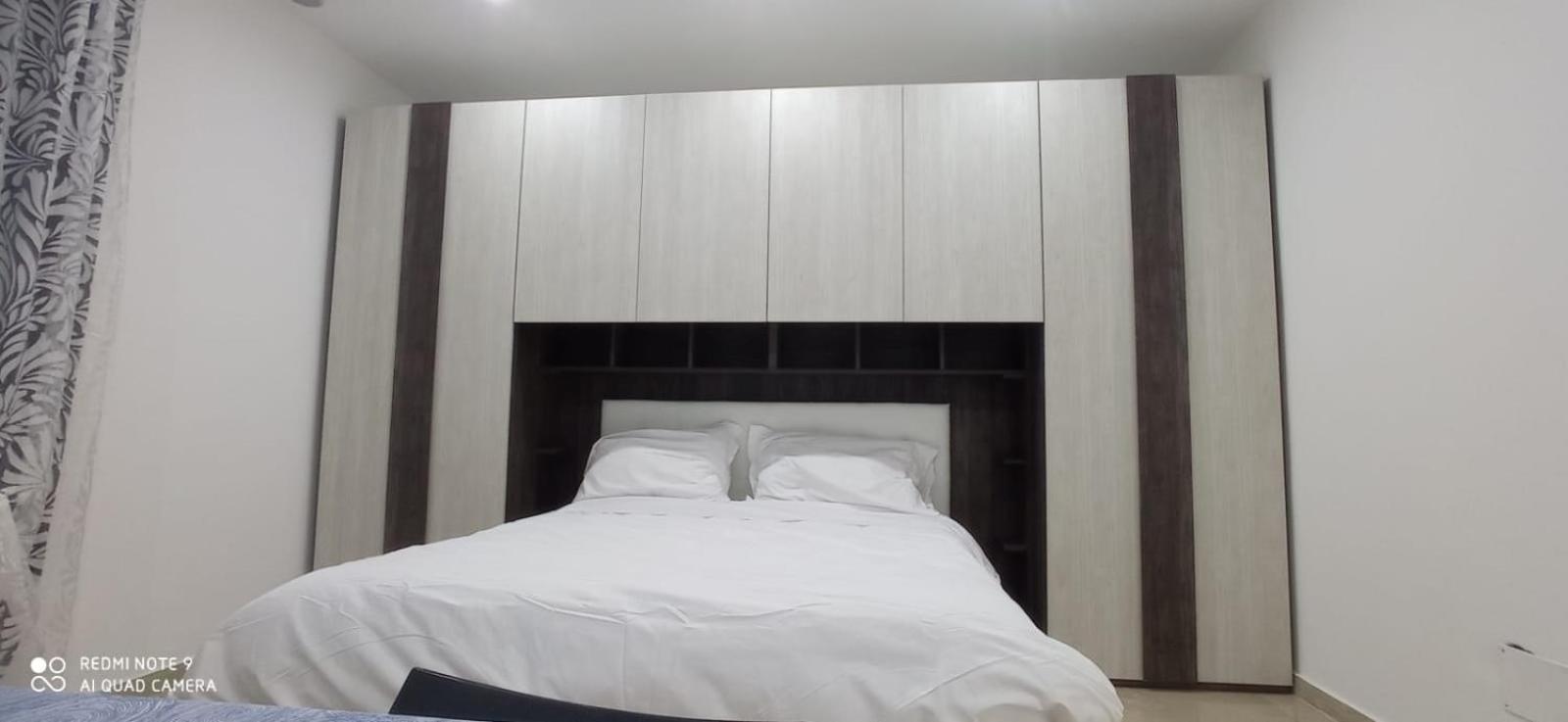 Sea Stone House Apartment Барі Екстер'єр фото